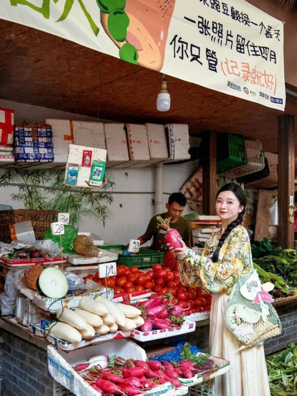 “在菜市场遇见一捧春天”,破亿曝光的春日营销